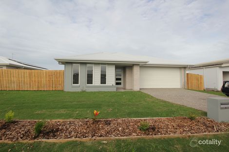 5 North Lakes Cct, Burrum Heads, QLD 4659