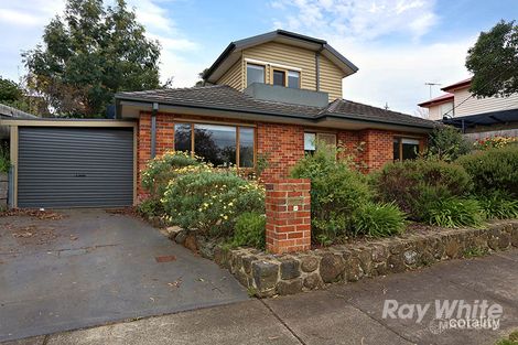Property photo of 2 Learmonth Street Heidelberg VIC 3084