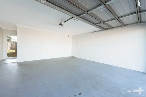 Property photo of 37 John Street Walloon QLD 4306