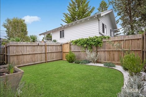 Property photo of 12 Lake Park Road North Narrabeen NSW 2101