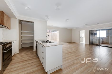 Property photo of 22 Oxbow Street Mickleham VIC 3064