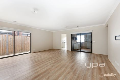 Property photo of 22 Oxbow Street Mickleham VIC 3064