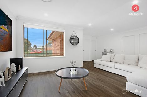 Property photo of 28 Bellingen Way Hoxton Park NSW 2171
