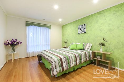 Property photo of 1 Lyons Rise South Morang VIC 3752