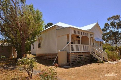 435 Happy Valley Rd, Happy Valley, VIC 3360
