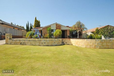 Property photo of 6 Kelso Court Duncraig WA 6023
