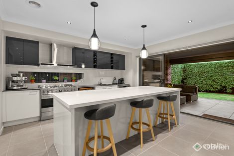 Property photo of 10 Wembley Circuit Pakenham VIC 3810