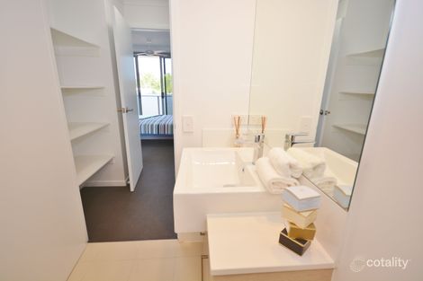 Property photo of 10/14-16 Bright Avenue Labrador QLD 4215