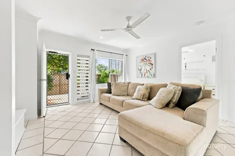 Property photo of 21 Cottesloe Drive Kewarra Beach QLD 4879