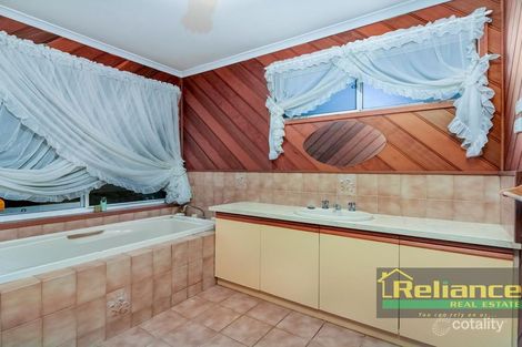 Property photo of 33 Tern Court Melton VIC 3337
