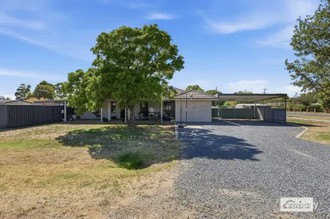 72 Townsend St, Howlong, NSW 2643