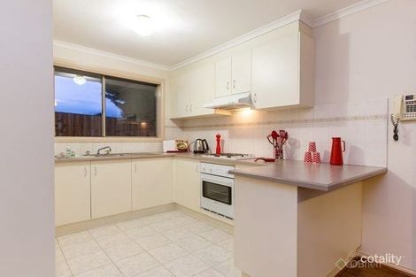 Property photo of 2/39 Bemersyde Drive Berwick VIC 3806