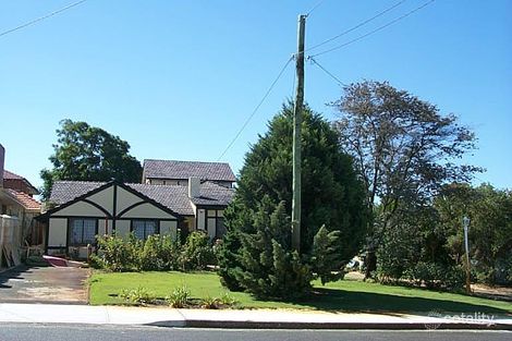 12 Crest Ave, Mount Pleasant, WA 6153