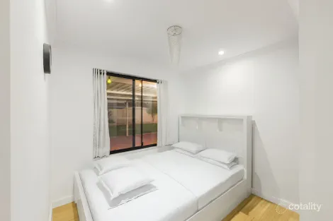 Property photo of 3 Brolga Grove Seville Grove WA 6112
