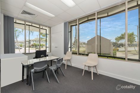 26 Bowen Rd, Hermit Park, QLD 4812