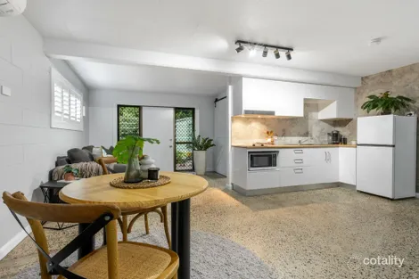 Property photo of 3 Slate Close Brinsmead QLD 4870