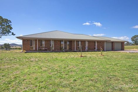 Property photo of 8 Red Gum Drive Manton NSW 2582