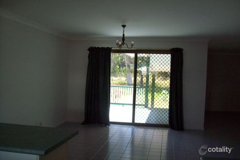 Property photo of 5 Noon-Muckle Street Macleay Island QLD 4184