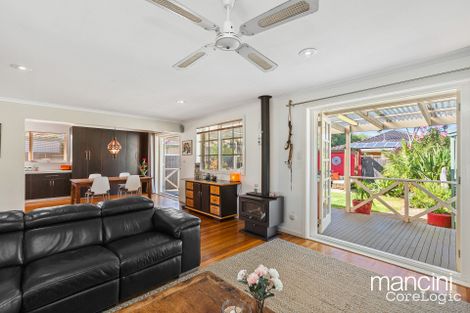 Property photo of 2 Stephenson Court Altona Meadows VIC 3028