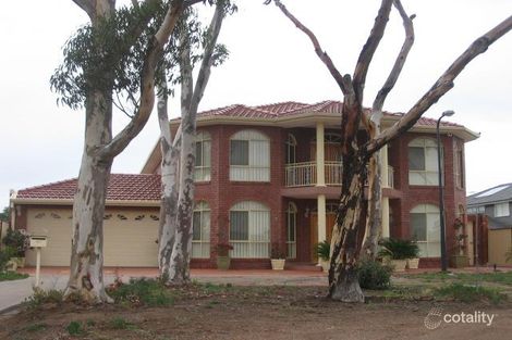 Property photo of 2 Woolshed Avenue Cairnlea VIC 3023