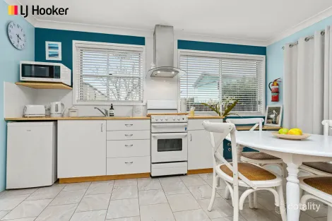 Property photo of 8 Anchor Street Currarong NSW 2540