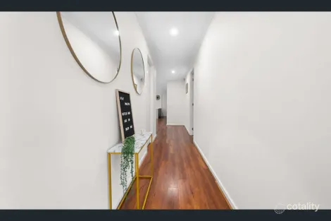 Property photo of 9 Onoway Approach Mickleham VIC 3064