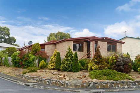 15 Russell Rd, Claremont, TAS 7011