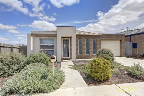 1 Petrea Pl, Harkness, VIC 3337