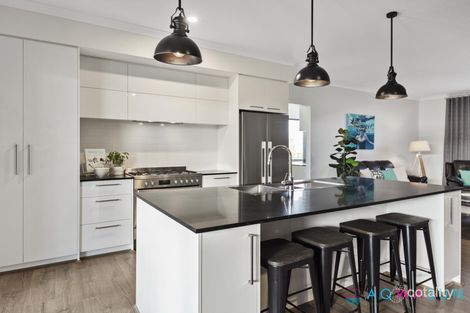 Property photo of 31 Seaview Drive Singleton WA 6175