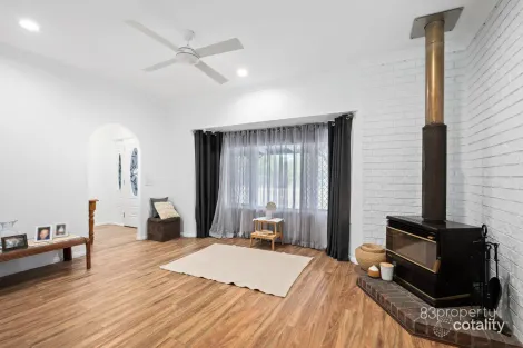 Property photo of 2 Wheatley Court Regency Downs QLD 4341