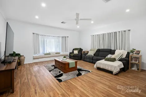Property photo of 2 Wheatley Court Regency Downs QLD 4341