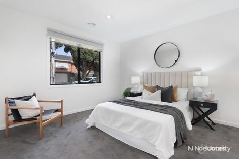 Property photo of 25 Thornhill Drive Forest Hill VIC 3131