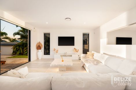 Property photo of 42 Sundown Place Jacobs Well QLD 4208