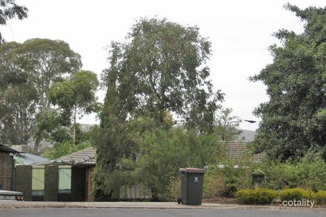 2 Wyndham Cres, Surrey Downs, SA 5126