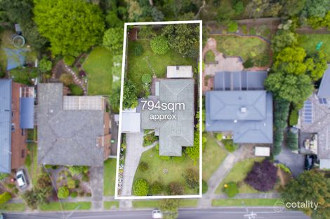 Property photo of 15 Baranbali Grove Greensborough VIC 3088