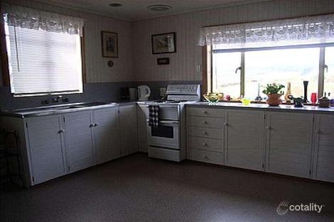 Property photo of 42 Ashwater Crescent Penguin TAS 7316