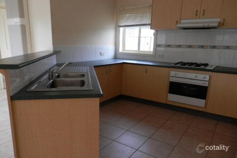 Property photo of 27 Mount Piper Rise Craigieburn VIC 3064