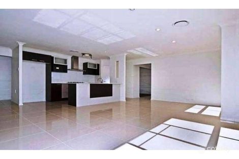 Property photo of 28 Peregrine Crescent Coomera QLD 4209