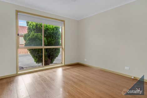 Property photo of 1 Jacqueline Close Werribee VIC 3030
