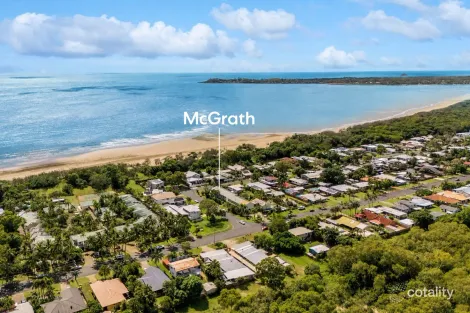 Property photo of 4/2 Coral Drive Blacks Beach QLD 4740