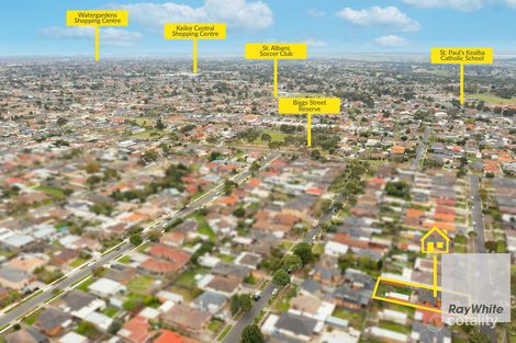 9 Reaburn Ave, St Albans, VIC 3021