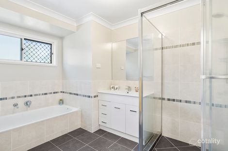 Property photo of 20 Crozier Crescent Meadowbrook QLD 4131