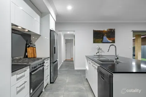 Property photo of 19 Robson Avenue Hilbert WA 6112