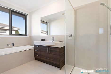 Property photo of 2/6 Liam Street Clayton South VIC 3169