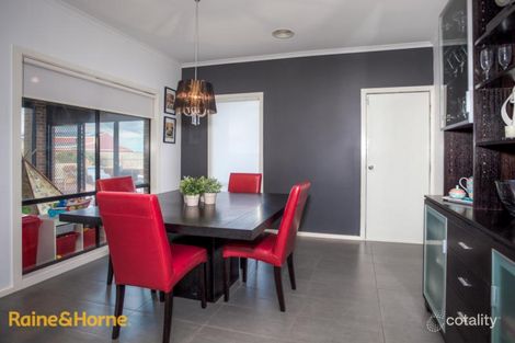 Property photo of 13 Sauvignon Court Sunbury VIC 3429