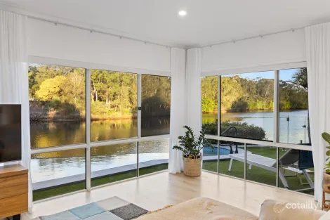 Property photo of 5 Skipper Place Twin Waters QLD 4564