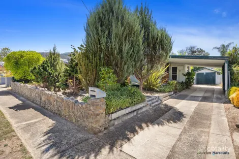 Property photo of 14 Tenth Street Eildon VIC 3713