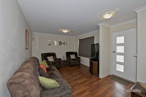 Property photo of 24 Floribunda Avenue Halls Head WA 6210