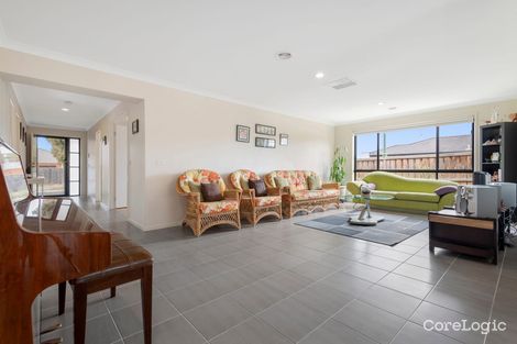 Property photo of 34 Oakpark Drive Harkness VIC 3337