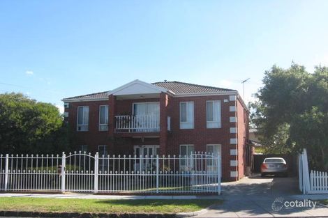 19 Railway Rd, Carnegie, VIC 3163